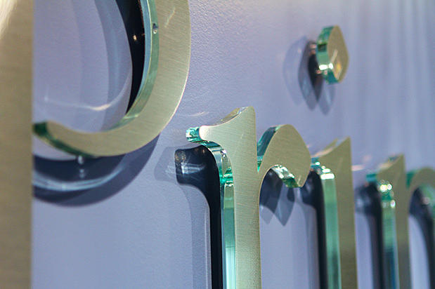 wall 3d mirror mirror office 3d sign 3d corporate logo sign, interior sign design ideas for interior sign design , interior designer sign design, design a sign , remodeling logo design