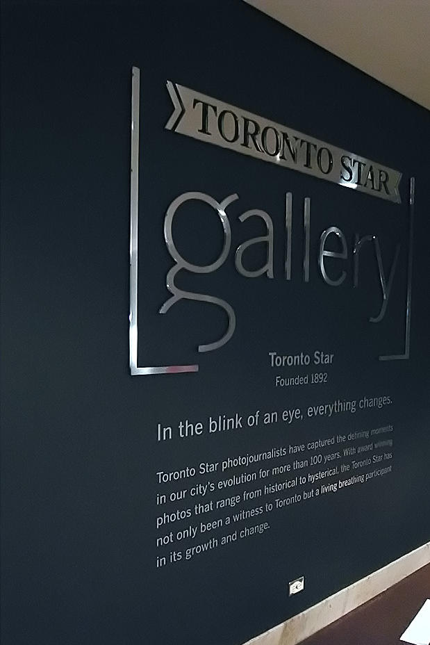 Dariusz Dawidczyk, Adas Dawidczyk and Tadeusz Dawidczyk are watching very carefully the signs and 3d sign mrket to provide your company with the best possible look for your office